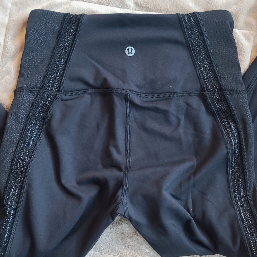 Lululemon Leggings (no side pockets)